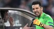 Gólman Juventusu Gigi Buffon den po boji v Lize mistrů s Monakem vykuřoval v Turíně. Řekli byste to do něho?