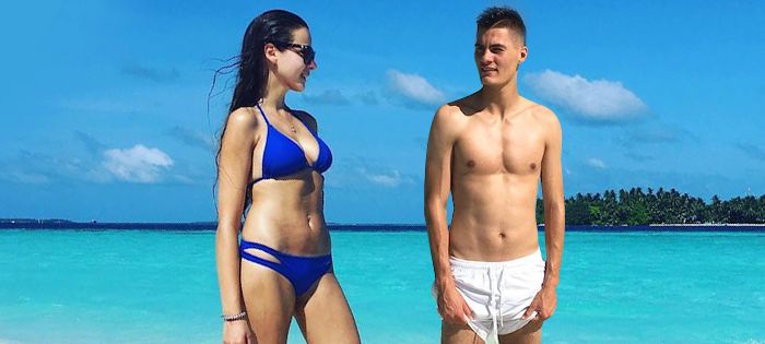 Patrik Schick se pochlubil, kam odletěl s přítelkyní Hankou na dovolenou. Užívají si luxusu na Maledivách.