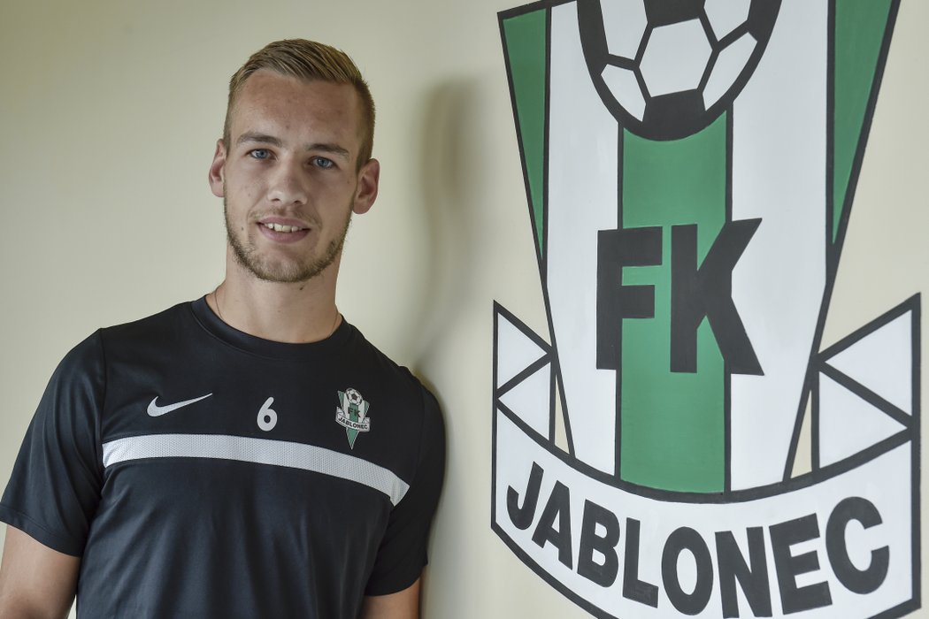 Miloš Kratochvíl během setkání s novináři na začátku letní přípravy fotbalistů Jablonce