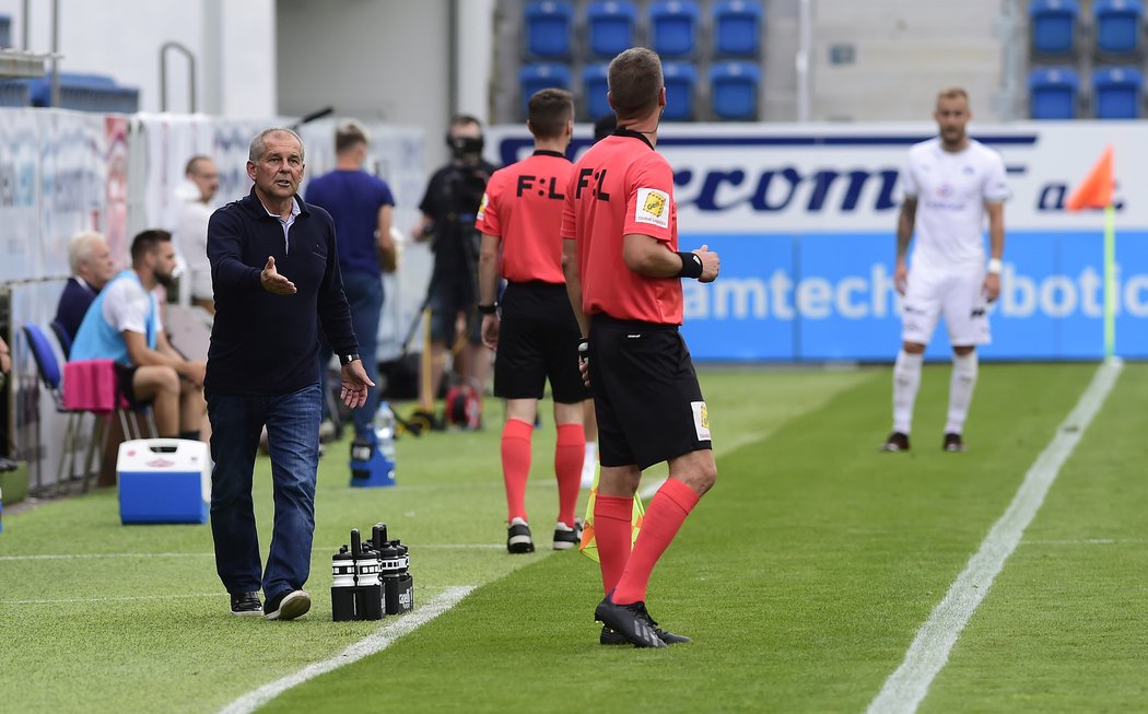 Petr Rada při utkání svého Jablonce na Slovácku