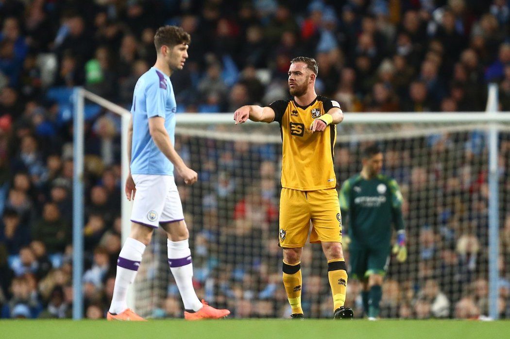 John Stones při zápase Manchesteru City proti Port Vale