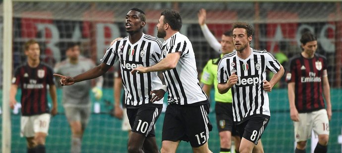 Fotbalisté Juventusu otočili zápas s AC Milán a dál vedou tabulku