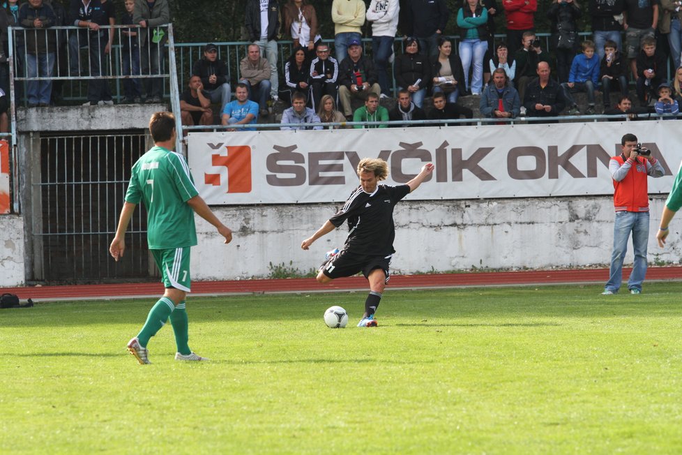 Pavel Nedvěd hrál v Hodoníně už v roce 2012.