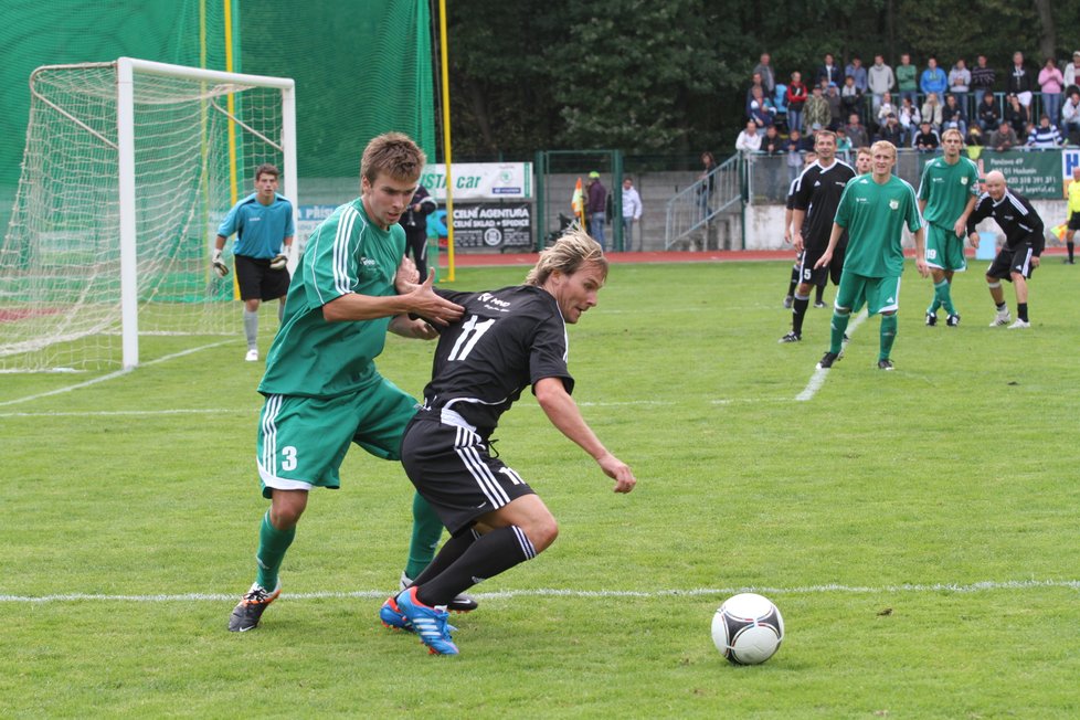 Pavel Nedvěd hrál v Hodoníně už v roce 2012.