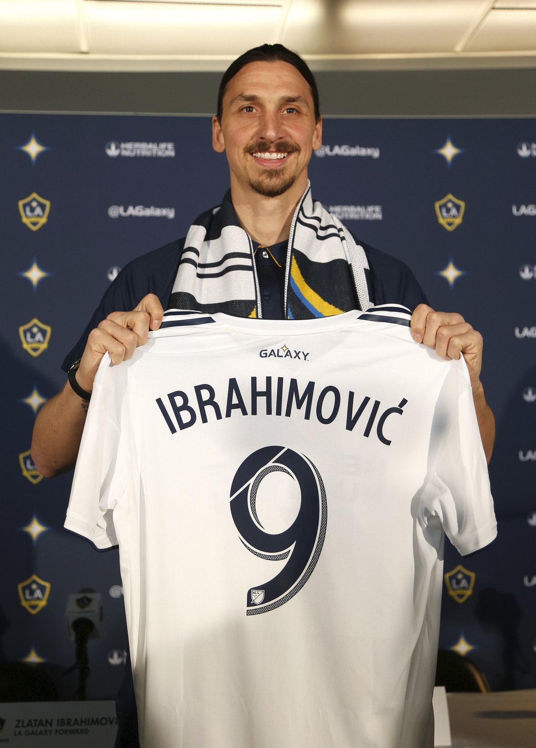 V zámoří bude Zlatan Ibrahimovic nosit na dresu devítku