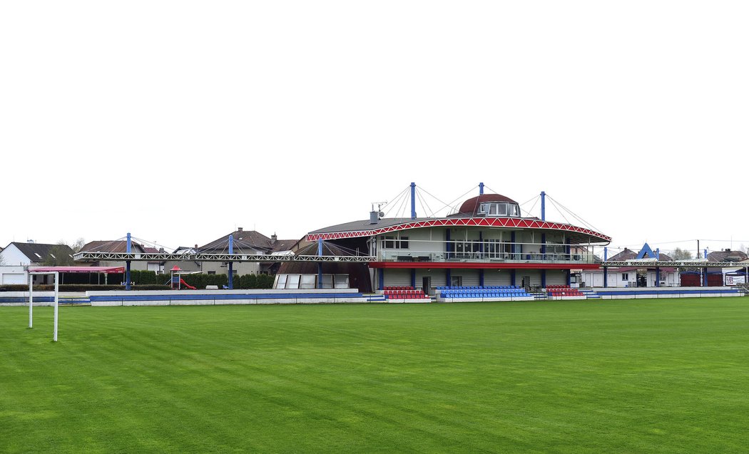 Pohled na stadion v Lázních Bohdaneč