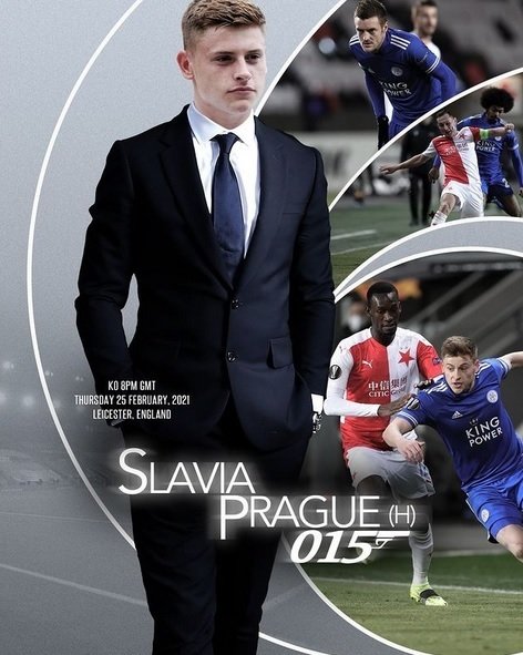 Záložník Leicesteru Harvey Barnes jako James Bond před zápasem se Slavií