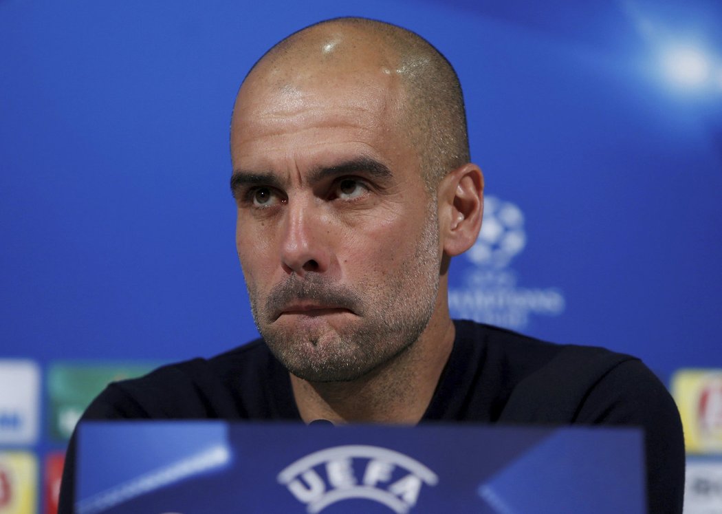 Zase konec v semifinále. Trenér Pep Guardiola na vrchol Bayern Mnichov vytáhnout nedokázal.