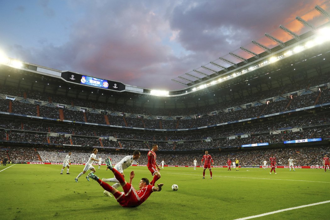 Odvetu semifinále sledoval zaplněný stadion Realu Madrid