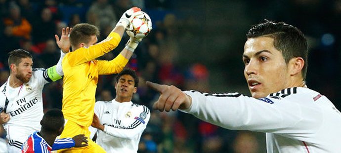 Brankář Basileje Tomáš Vaclík odchytal proti Realu Madrid dobrý zápas, Cristiano Ronaldo ho i tak jednou překonal