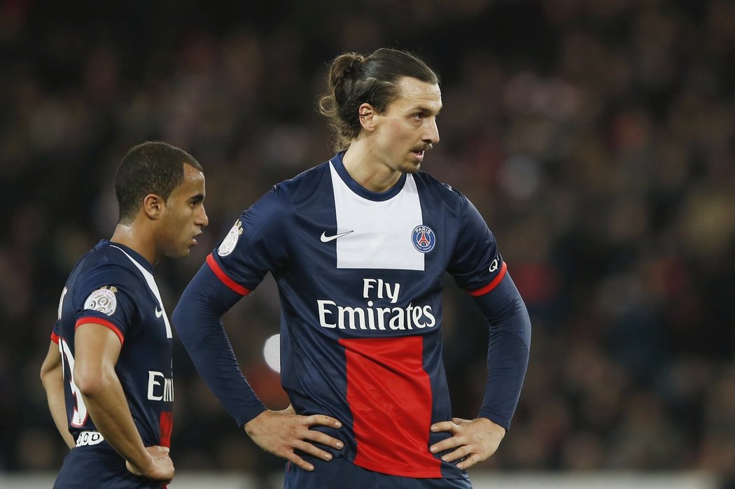 Hráči PSG smutní po domácí remíze s Lille. Ibrahimovičův skvěle zahraný přímý kop na vítězství nestačil