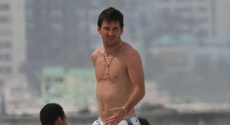 FOTO: Jako batole! Messi v Miami navlékl plavky alá plenky