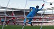 Brankář Arsenalu Petr Čech inkasoval v úvodním utkání Premier League čtyři góly od Liverpoolu
