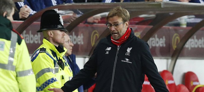 Trenér Liverpoolu Jürgen Klopp se na stadionu Sunderlandu pořádně rozběsnil