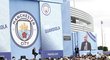 Představení Pepa Guardioly sledoval dav šesti tisíc fanoušků Manchesteru City