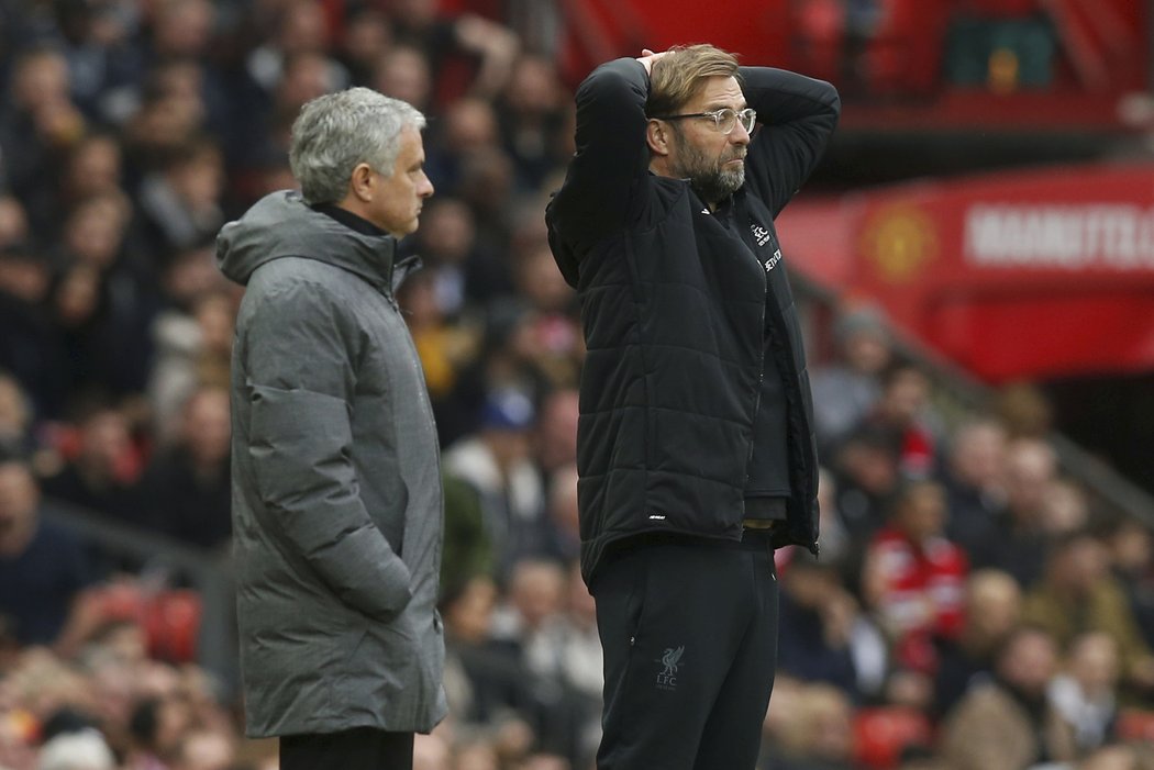 Dvě trenérské superstar proti sobě: José Mourinho a Jürgen Klopp.