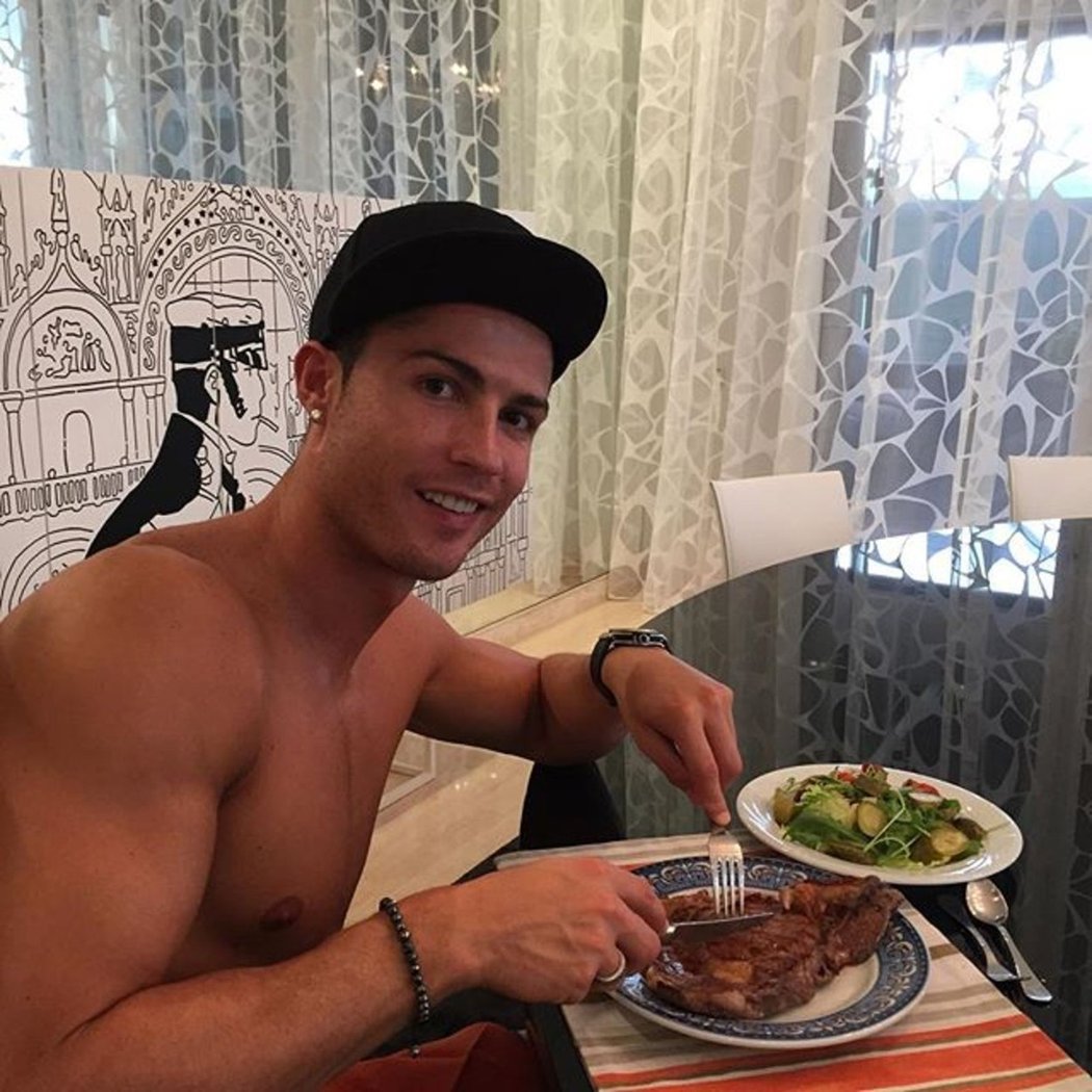 Cristiano Ronaldo na svoji stravu hodně dbá