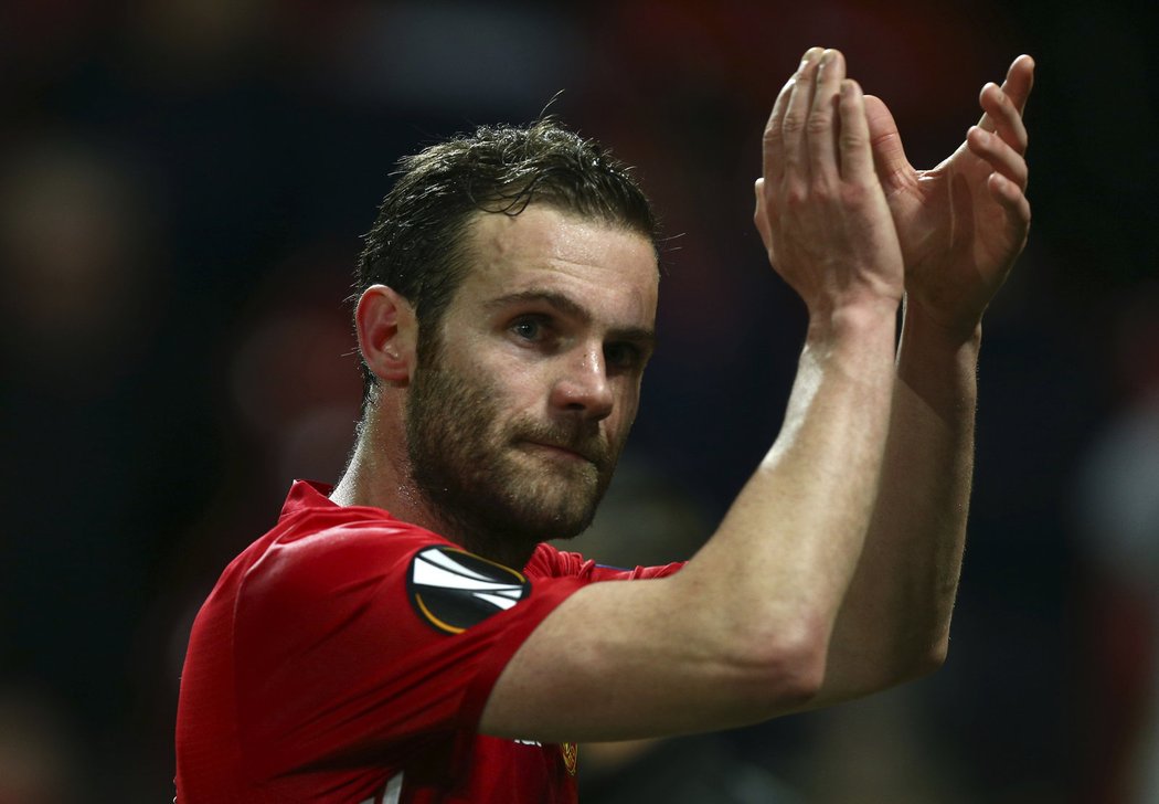 Juan Mata potvrdil postup Manchesteru United přes Rostov