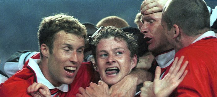 Ole Gunnar Solskjaer poté, co dal za Manchester United gól ve finále Ligy mistrů proti Bayernu Mnichov