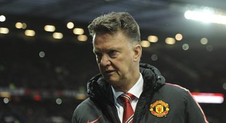 Van Gaal čistí United: Poslal PRYČ 7 hráčů, kteří udělali ostudu