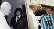Diego Maradona se dvěma papeži: s Janem Pavlem II. a Františkem