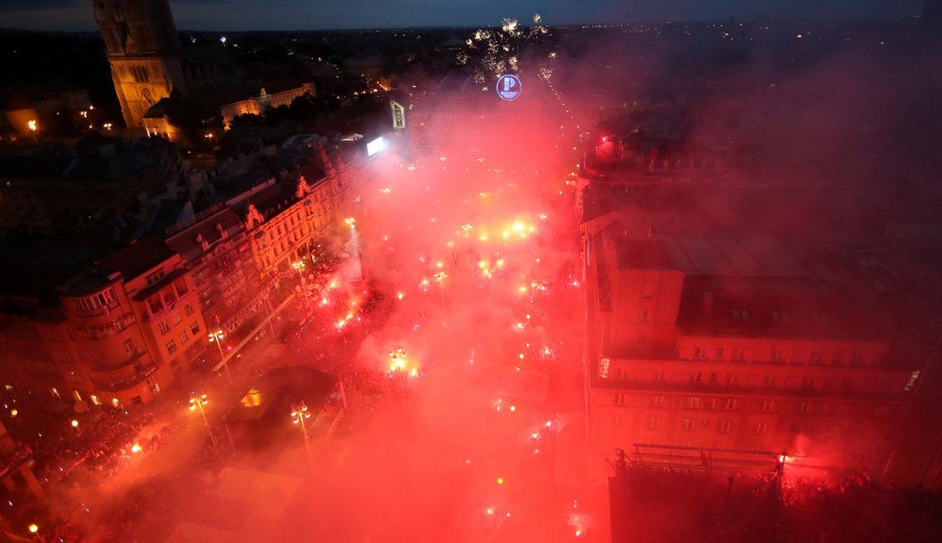 Oslavy výhry Francouzů v mistrovství světa ve fotbalu