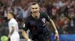 Ivan Perišič slaví vyrovnávací gól Chorvatska proti Anglii