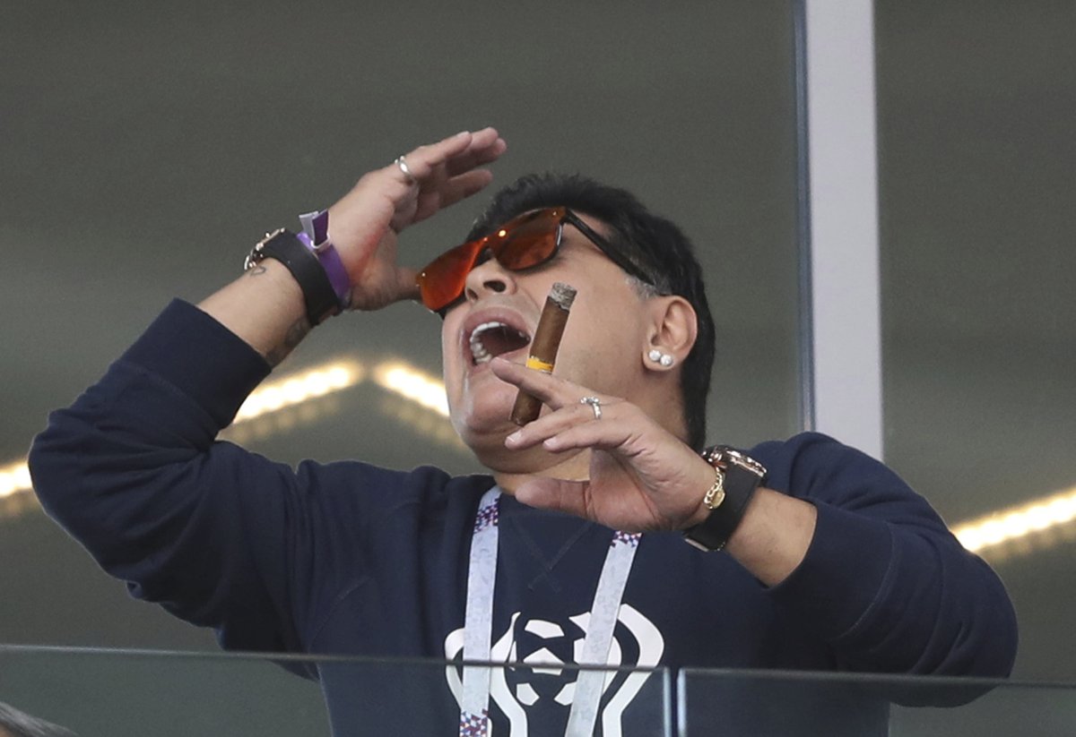 Diego Maradona prožíval hodně emotivně zápas svojí Argentiny proti Islandu