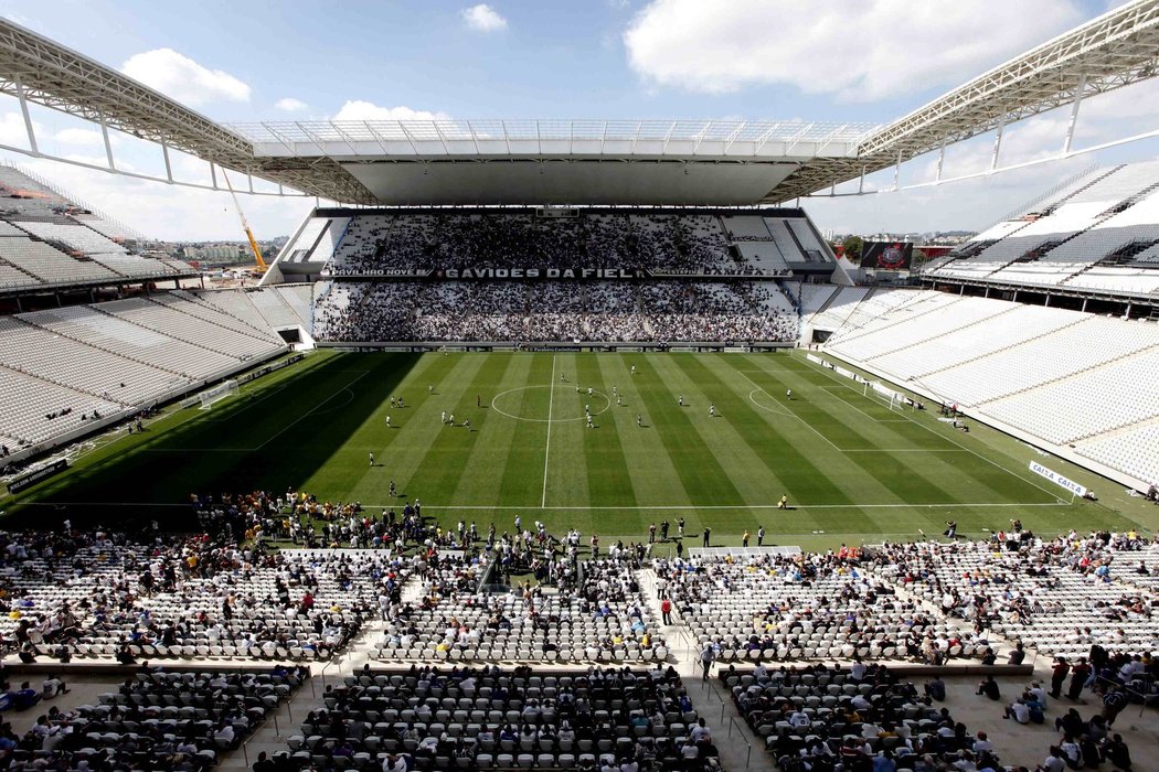 Tady začne mistrovství světa. I stadion v Sao Paulu je konečně hotový, i když má nedostatky.