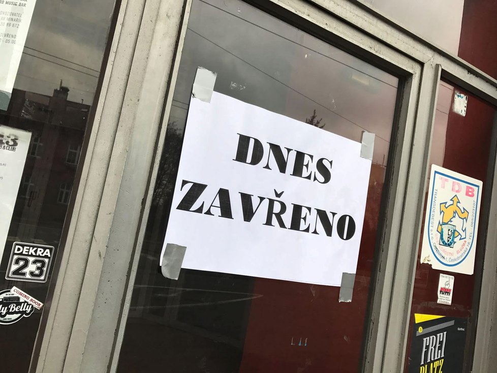 Některé restaurace dnes v Opavě pro jistotu zavřely.