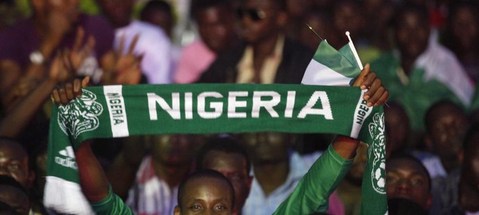 V Nigérii nemají homosexuální fotbalistky zrovna lehký život. Vedení FIFA se to snaží změnit.