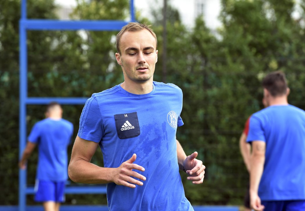 Útočník Pavel Dvořák, který v minulé sezoně hrál za Jihlavu, začal přípravu v Olomouci
