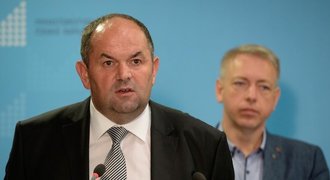 Ministr vnitra podpořil legislativní změny v boji proti chuligánům