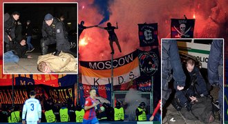 Fanoušci CSKA řádili v Plzni, policie tvrdě zasahovala: Za mříže s chuligány!