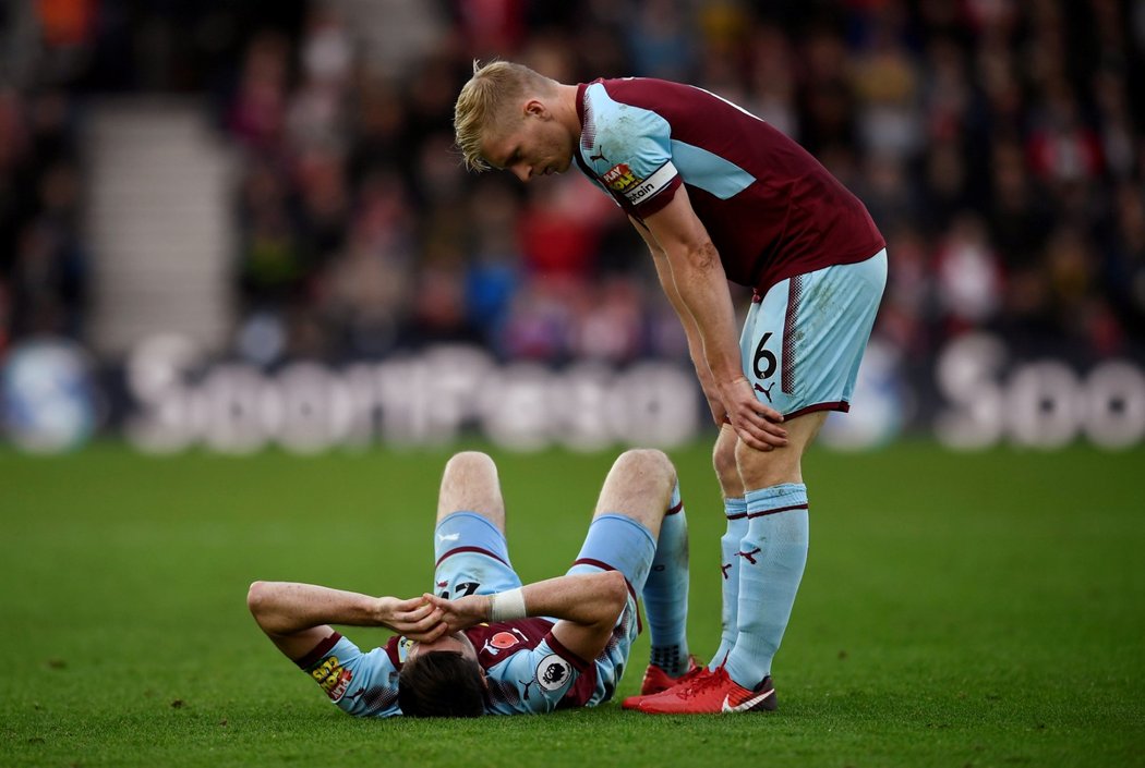 Vyčerpaní hráči Burnley po výhře nad Southamptonem