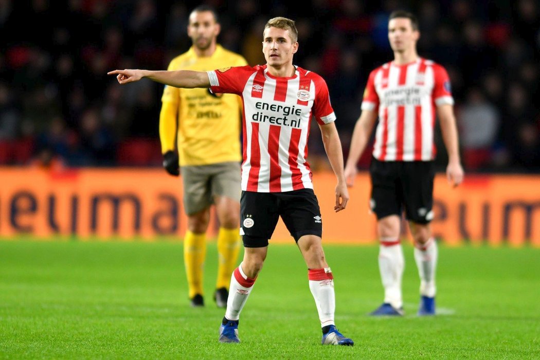 Michal Sadílek při prvním ligovém zápasu za PSV Eindhoven