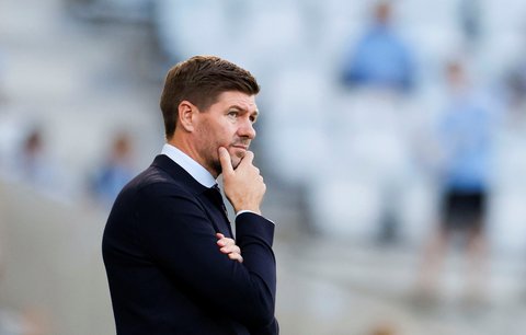 Trenér Rangers Steven Gerrard