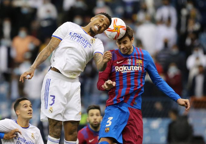 Evropský fotbal v TV: kde sledovat o víkendu West Ham či El Clásico Evropský fotbal v TV: kde sledovat o víkendu West Ham či El Clásico