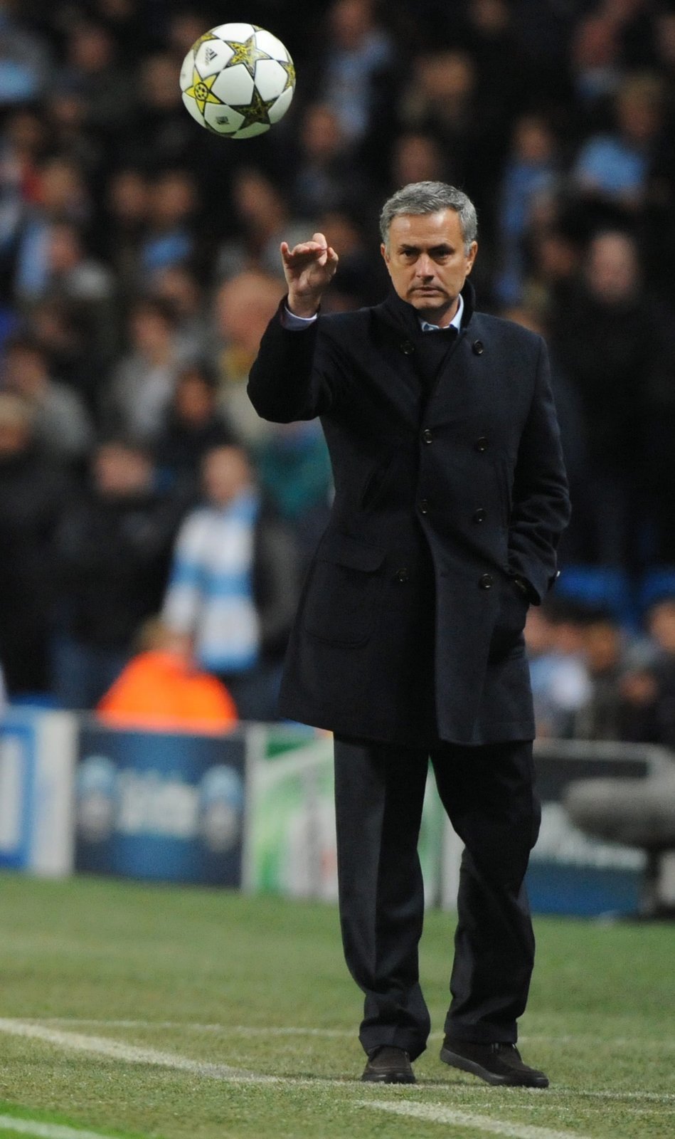 Trenér Realu Madrid José Mourinho zápas s Manchesterem City hodně emotivně prožíval