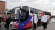 Z nádraží už pokračovali fotbaloví reprezentanti tradičně autobusem.