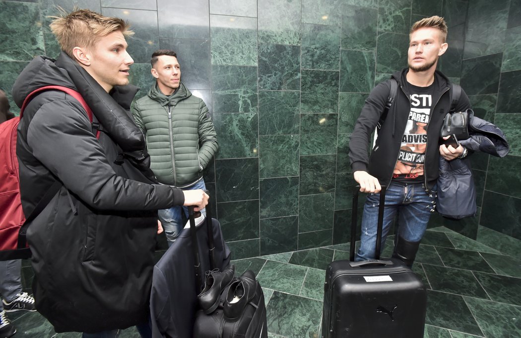 Martin Frýdek, Marek Suchý a brankář Tomáš Vaclík dorazili na sraz fotbalové reprezentace