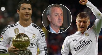 Legendární Cruijff: Zlatý míč pro Ronalda je absurdní. Vyhrát měl Kroos