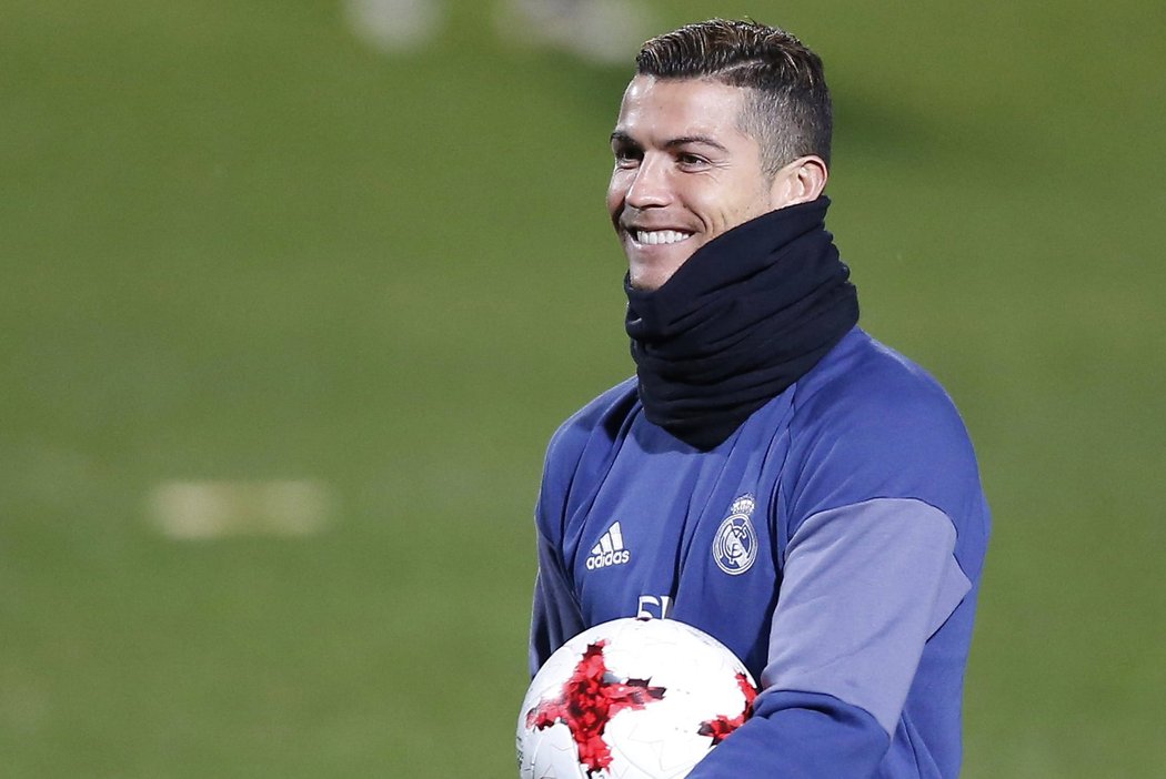 Vítěz Zlatého míče Cristiano Ronaldo se připravuje na MS klubů v Japonsku