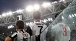 Ronaldovy dresy má na stadionu Juventusu Turín stále mnoho fanoušků