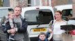 Útočník Manchester United vzal na procházku syny Klaye a Kaie i manželku Coleen