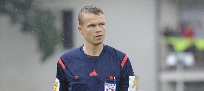 Rozhodčí Jaroslav Bílek naposledy řídil v lize utkání Plzně v Mladé Boleslavi. Nyní se bude věnovat