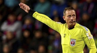 Za chybnou (ne)penaltu trest. Sudí Hrubeš dostal stop na jeden zápas