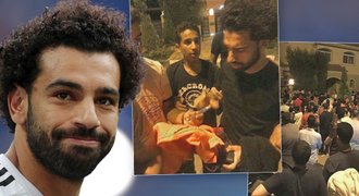 Rozruch v Káhiře. Unikla Salahova adresa, přišly davy a zasáhla policie