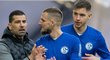 Trenér Dimitrios Grammozis dostal novou smlouvu i po konci v Schalke