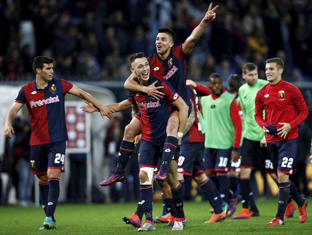 Simeone slaví branku do sítě Juventusu Turín